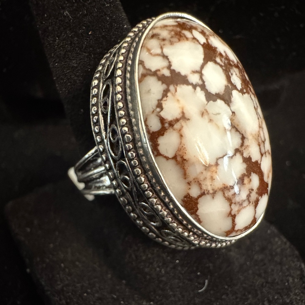 Elegant‎ sterling Silver and wild horse Statement Ring